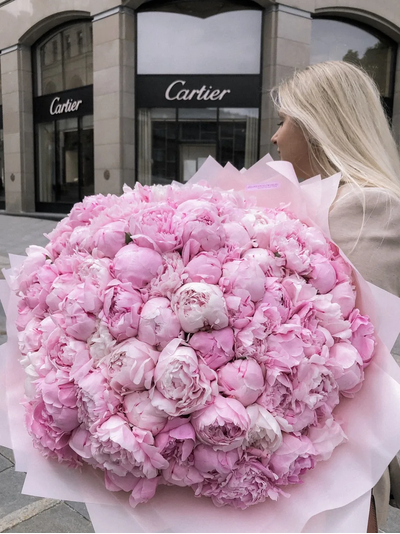 Букет из 101 пиона