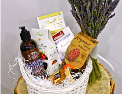 "Любимой маме" - подарочная корзинка