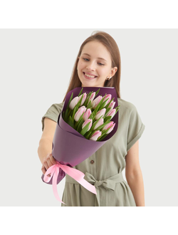 15 тюльпанов