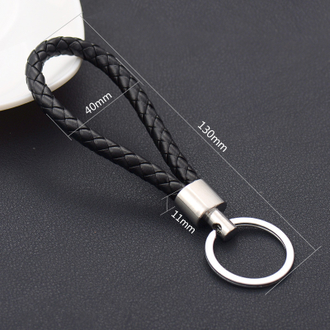 Чёрный брелок из плетённой кожи