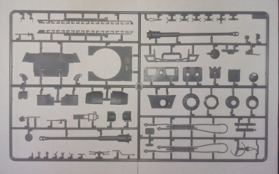 Сборная модель: (ICM 35364) Немецкий танк Pz.Kpfw.VI Ausf.B "Королевский Тигр" (позднего производства) с полным интерьером