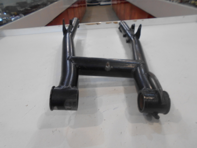 Задний маятник Чезет 516