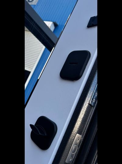 E-Trade. ТАЙГА 105 мм (ТРЕХКОНТУРНАЯ). САТИН ГРАФИТ/ ЭМАЛИТ БЕЛЫЙ-ЗЕРКАЛО С ФАЦЕТОМ