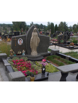 Европейский памятник Скорбящая мать