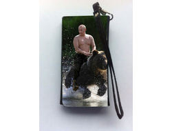 Универсальный чехол с Путиным на телефон №1