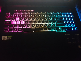 ASUS ROG STRIX G17 G712LV-EV004 ( 17.3 FHD IPS 144HZ I7-10750H RTX2060(6GB) 16GB 1024SSD )