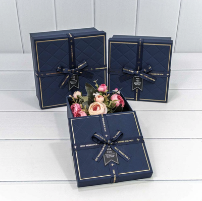 Коробка подарочная с бантом и лентой "Best wishes for you" (тем. синяя), 15*15*6,5см