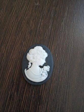 Камея черно-белая, размер 23*30 мм, цена за 1 шт