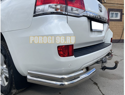 Защита заднего бампера угловая двойная d76/42 для Toyota Land Cruiser 200 (2013-2015)