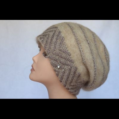 Женский берет зимний Vizio Италия 5854 бежевый с розовым фото