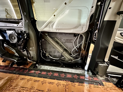 Шумоизоляция Mercedes-benz V-Class Viano / Мерседес-Бенц В-Класс Виано