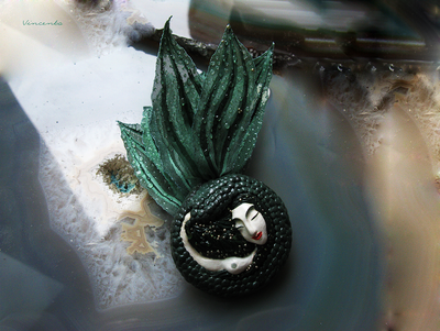 Авторская брошь с русалкой - "Спящая русалочка" из термоглины с микробисером и шёлком