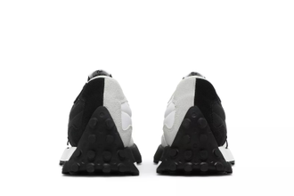 New Balance 327 Collective - Black