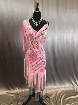 Платье "Розовый цвет"