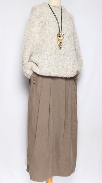 ЮБКА "Вельвет карманы клапаны" бежевая до р.54