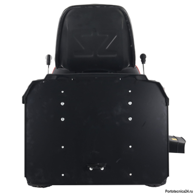 Газонокосилка с сиденьем (трактор) EVOline TRG 84 M