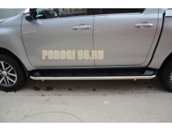 Защита штатного порога d42 для Toyota Hilux 2021-