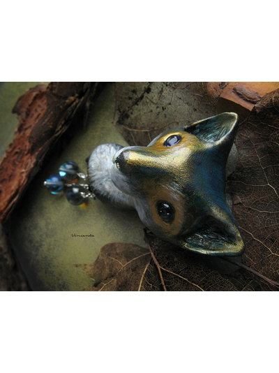 Волшебная брошь "Ледяная Лисичка - Хозяйка Зимнего Леса"