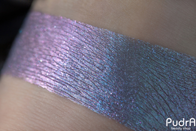 Tammy Tanuka Рассыпчатые тени для век Мать Призматического Дракона 1 мл