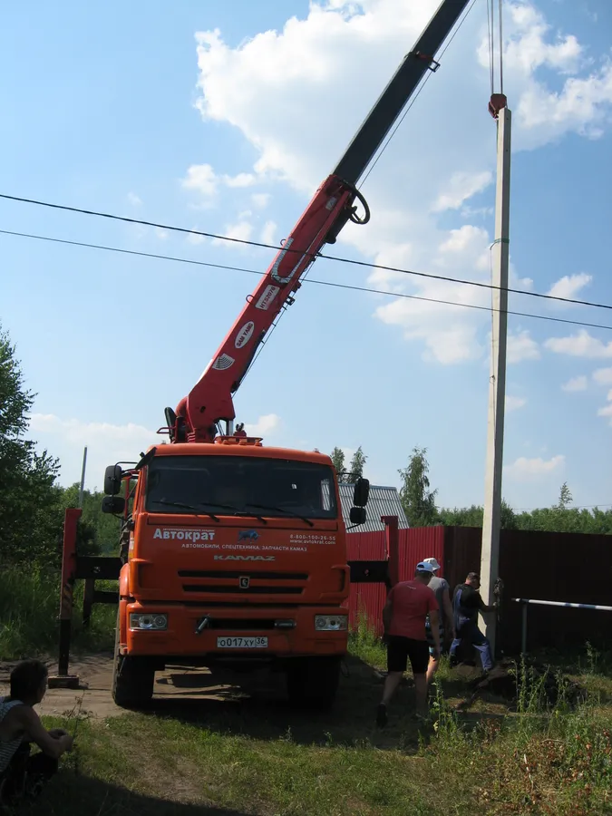 Монтаж воздушной ЛЭП, 0,4 кВ, Рамонский район, СНТ "Политехник." Протяженность трассы 1,1 км.