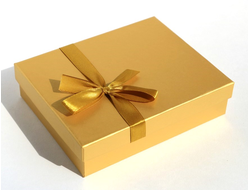 Футляр картонный с лентой на крышке 134*107*35 мм №10672