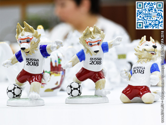 Фигурки/статуэтки «Забивака» FIFA 2018 из фарфора «Дулёво» (за1шт)