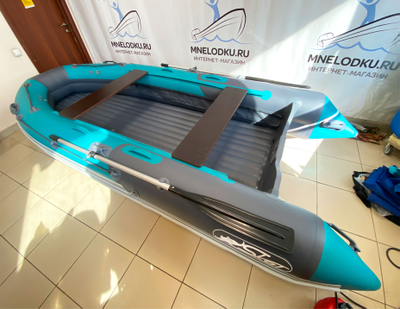 Моторная лодка SKAT TRITON 390