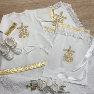 Тёплый крестильный набор "Семейные ценности" золото с кружевным полотенцем , комплектация на выбор, можно вышить любое имя, цена от