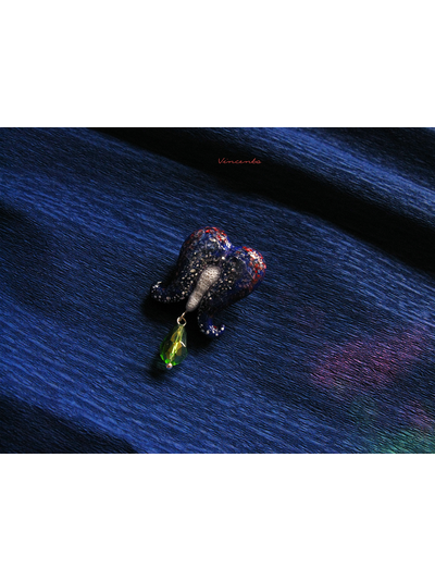 Цветок с Планеты Сокровищ. Брошь-цветок в авангардном стиле