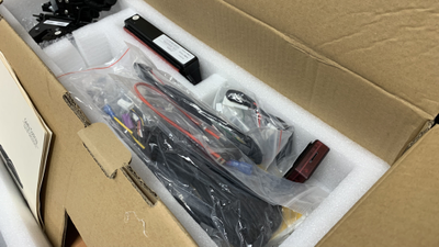 Geely Coolray Электроподъемник крышки багажника