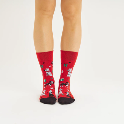 Профессионально шелестим подарочной оберткой