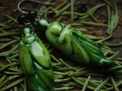 Необычный комплект украшений из фарфора "Лесная принцесса" (серьги-капли и подвеска)