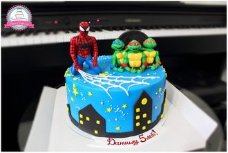 Торт с человеком пауком и черепашками ниндзя