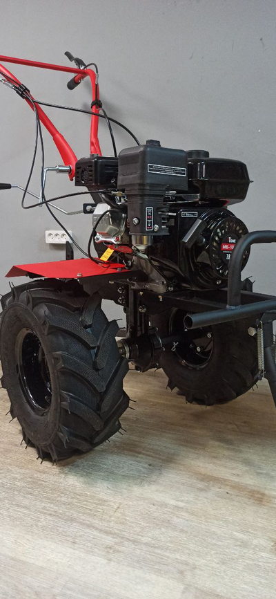 Мотоблок бензиновый NUMBER ONE  МБ-105М без колес