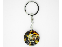 Брелок из натурального янтаря "Рак"