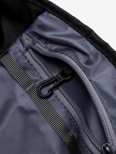 Сумка Elliker Walden Messenger Bag 15L Black фото 4