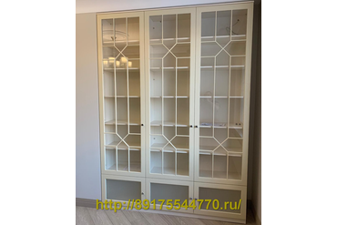 009 Корпусной шкаф.
Фасады МДФ c перехлестами покрашенные по RAL 1015.
Корпус: ЛДСП Egger U113 ST9 Коттон бежевый
