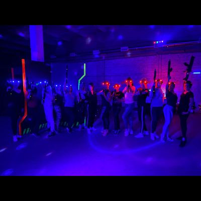 День рождения в лазертаге с танцполом и банкетным залом в Петрозаводске на 3 часа