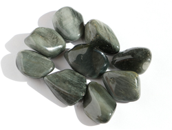 Кошачий глаз (кварцевый), галтовка в ассортименте, ЮАР (20-30 мм, 7-8 г) №6399