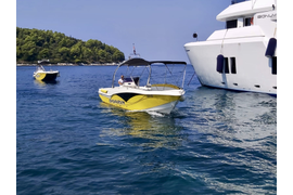 Морская прогулка на глиссере (вместимость до 10 человек)