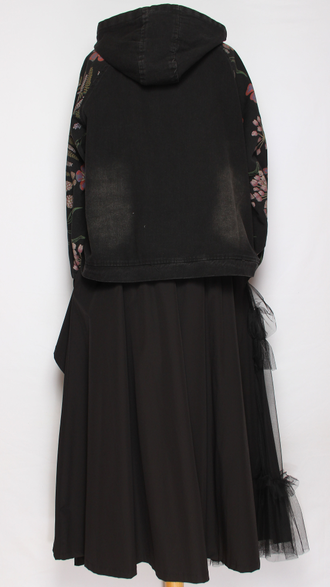 Джинсовка комбинированная "РОЗОВЫЕ ЦВЕТЫ" черная р.44-48