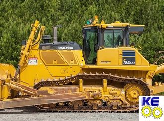 12Y-978-1450 стекло за дверью заднее глухое KOMATSU D155AX