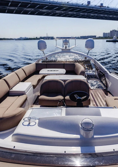 аренда ЯХТЫ PRINCESS 58