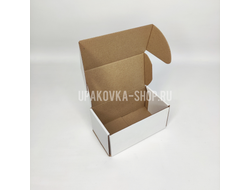 Коробка с откидной крышкой 145*85*70 мм БЕЛЫЙ