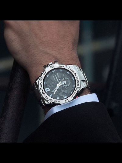 Часы Casio G-Shock GST-B100D-1A