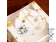 Коробка под бенто-торт с окном "Новогодняя с шишками", 14 х 14 х 8 см