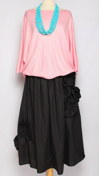 ЮБКА НАРЯДНАЯ ХЛОПОК "АППЛИКАЦИИ ЦВЕТЫ " черная до р.54