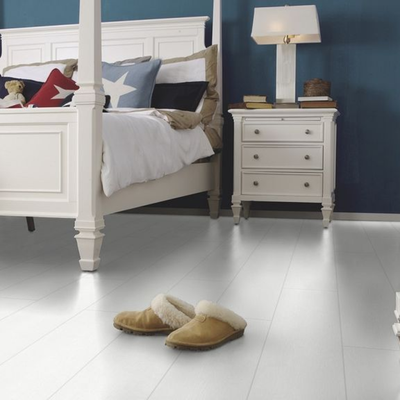 Ламинат Wineo Rock 'n' Go Стучась в ворота рая LA148SYSV4 в интерьере