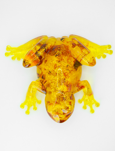 Денежная лягушка со срезом янтаря