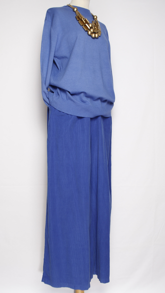 Брюки вельветовые"Палаццо защипы пояс" синие до 54